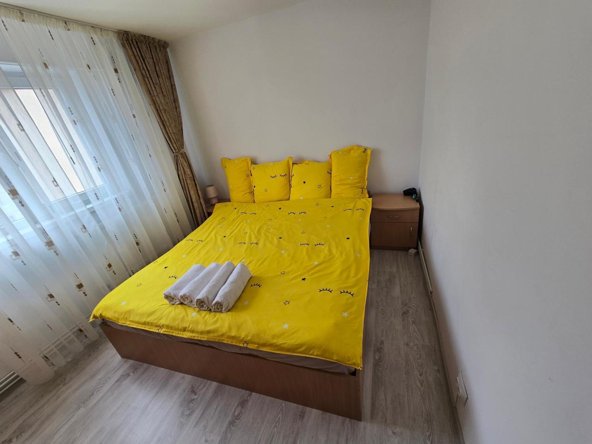 Apartament 2 Camere Etaj 4 Din 4 Craiova Eksteriør bilde